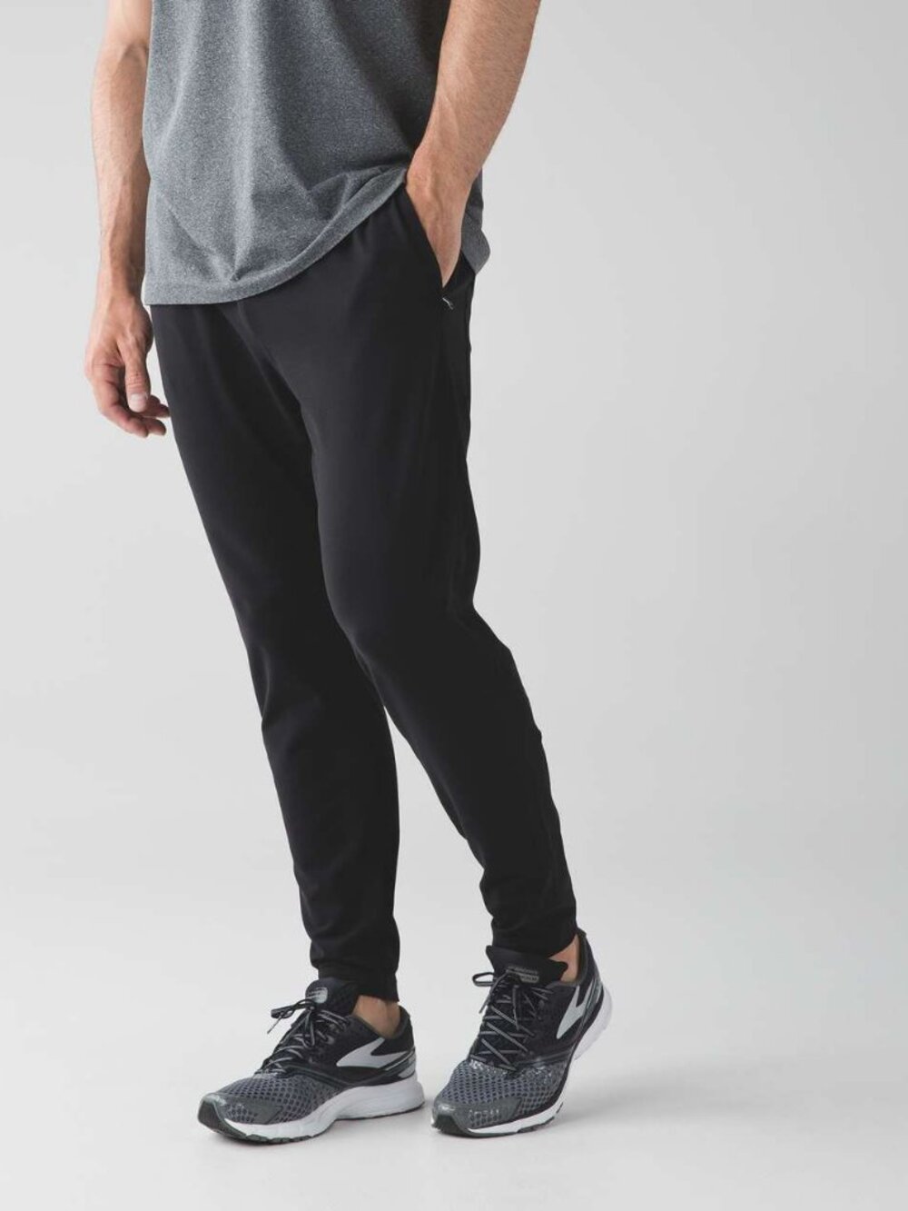 Lululemon Surge Pants Men's XL Black Tapered Zip-Ankles Running Travel Athletic